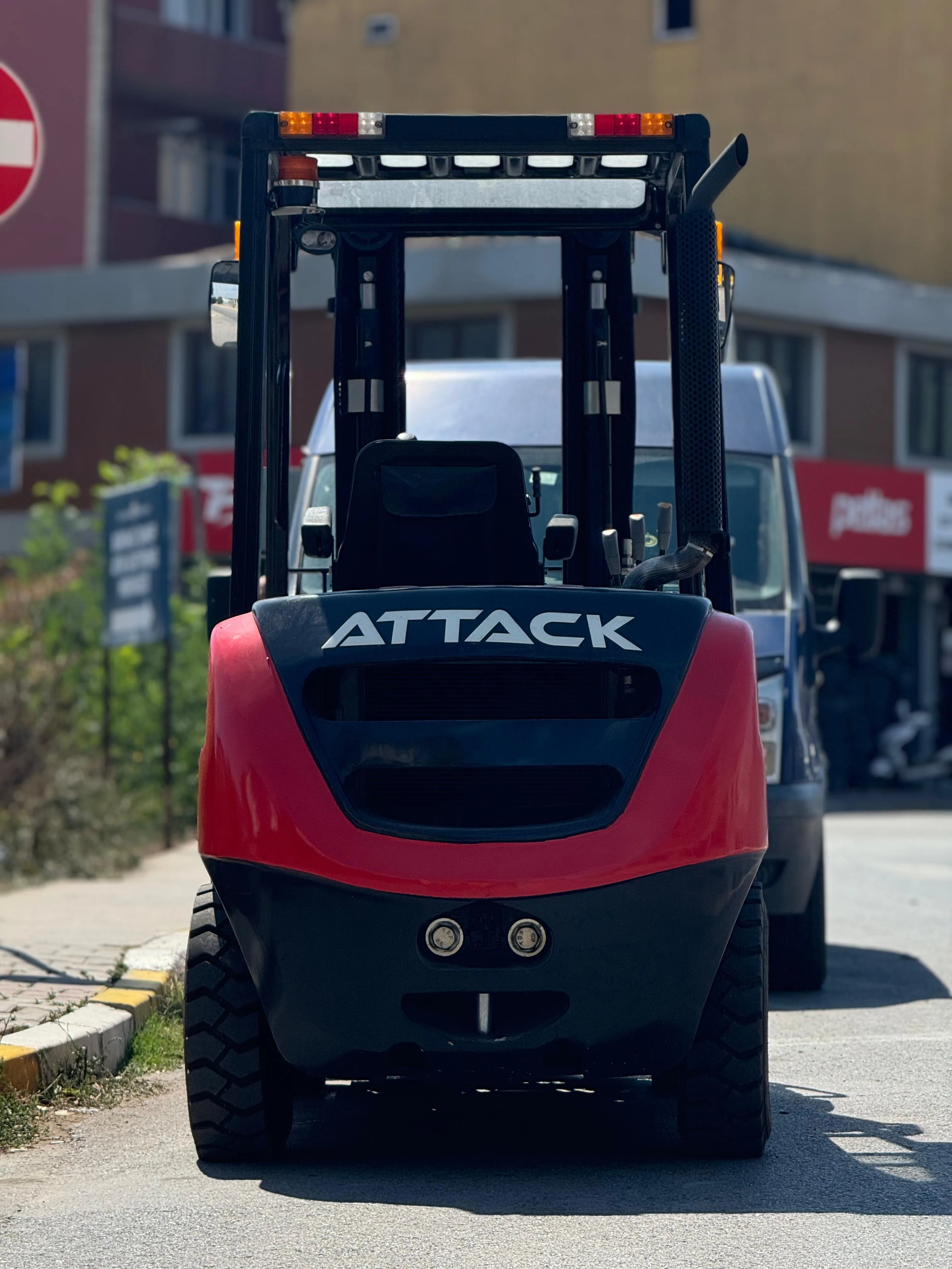 Özhan İstif forklift satış